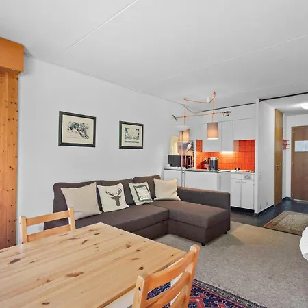 Emeraudes 404 Pres De La Telecabine A